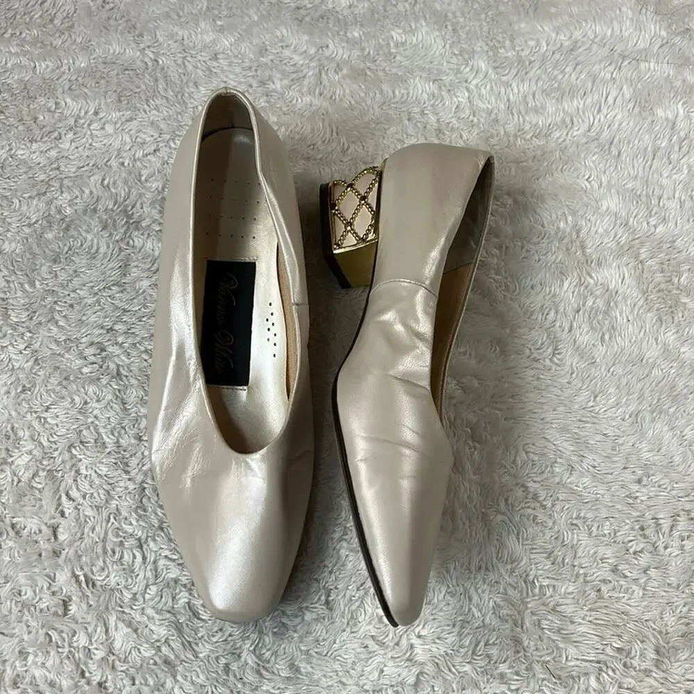 Vintage 80s Vanna White chunky heeles‎ cream square toed pumps, size 7 W